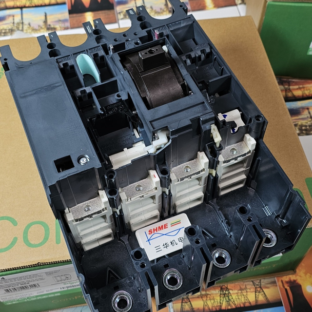 Инвертор Schneider / дроссель постоянного тока Altivar Drive / VW3A4510 / VW3A4511