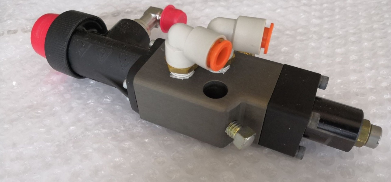 9014435301_464718884