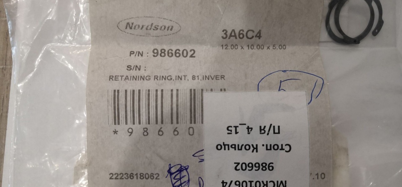 8962820829_464718884