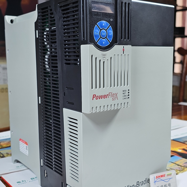 Аллен Брэдли/Инвертор/Принадлежности для приводов/Модуль HIM/Модуль CMM