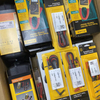 Fluke/Толковые клещи/FLUKE-324/FLUKE-323