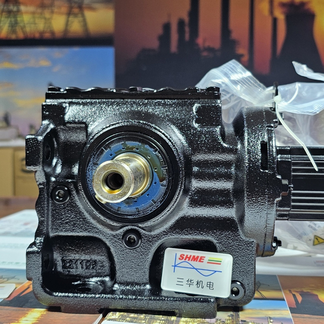 SEW/Мотор-редуктор на валу/Серия TA/TA37