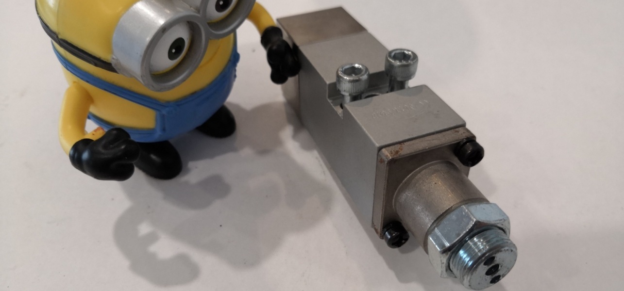 8929579755_464718884