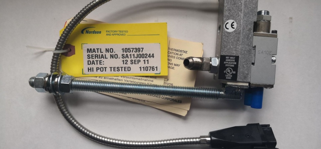 8975150702_464718884