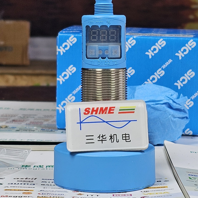 SICK/Датчик расстояния/DT-10/DT-20