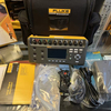 Fluke/Цифровой мультиметр/FLUKE-15B/FLUKE-17B