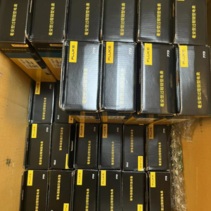 Fluke/Цифровой мультиметр/FLUKE-117/FLUKE-112