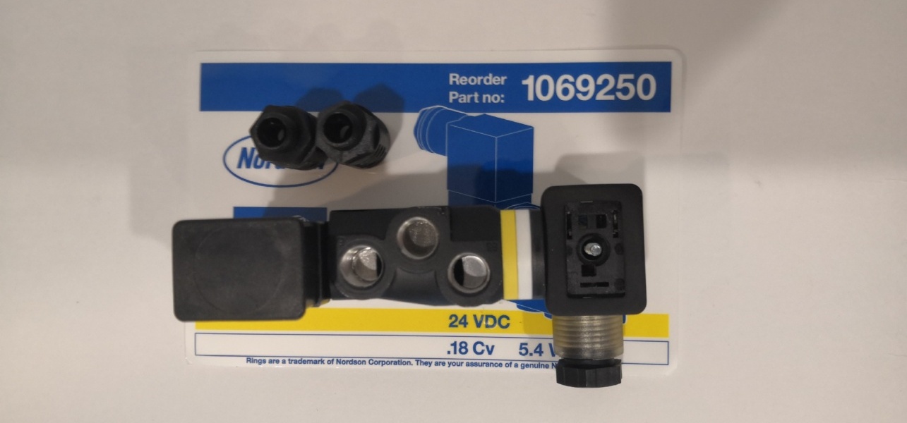 8924659042_464718884