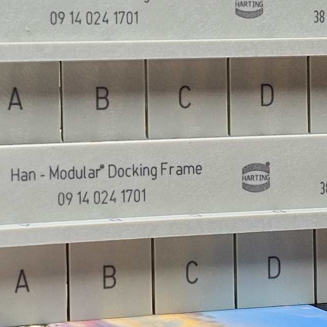 HARTING/Соединитель для монтажа на кабеле/09400200100/09400200200