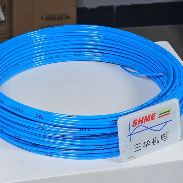 FESTO/Компактные цилиндры DZC/DZC-16-25-PPV-A/DZC-20-40-PPV-A