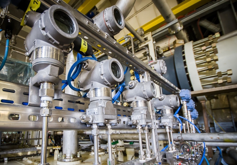 1AE3A595588BFACA0027CF8A4C5A3BF70