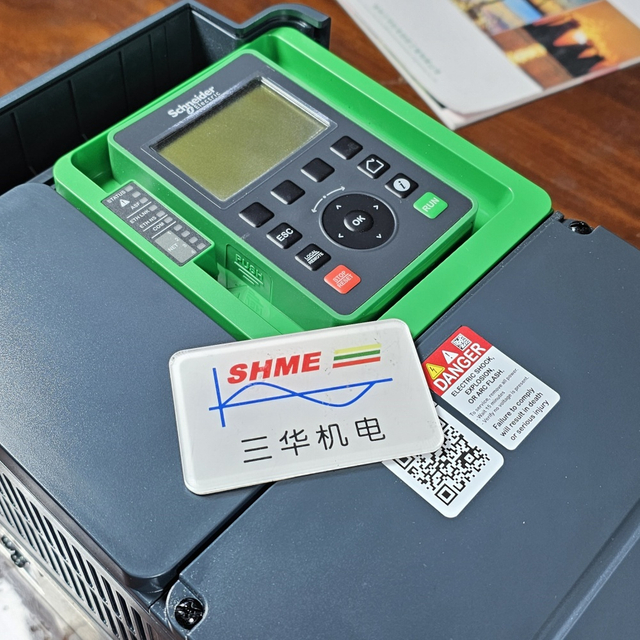 Инвертор Schneider / Тормозной резистор Altivar Drive / VW3A7730 / VW3A7731
