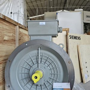 Инвертор Siemens/SINAMICS V20/0,37 кВт трехфазный 380–480 В/6SL3210-5BE13-7UV1/6SL3210-5BE13-8UV1