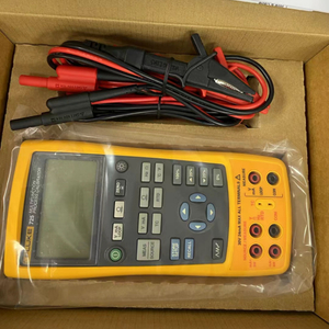 Fluke/Калибратор процессов/FLUKE-754/FLUKE-702