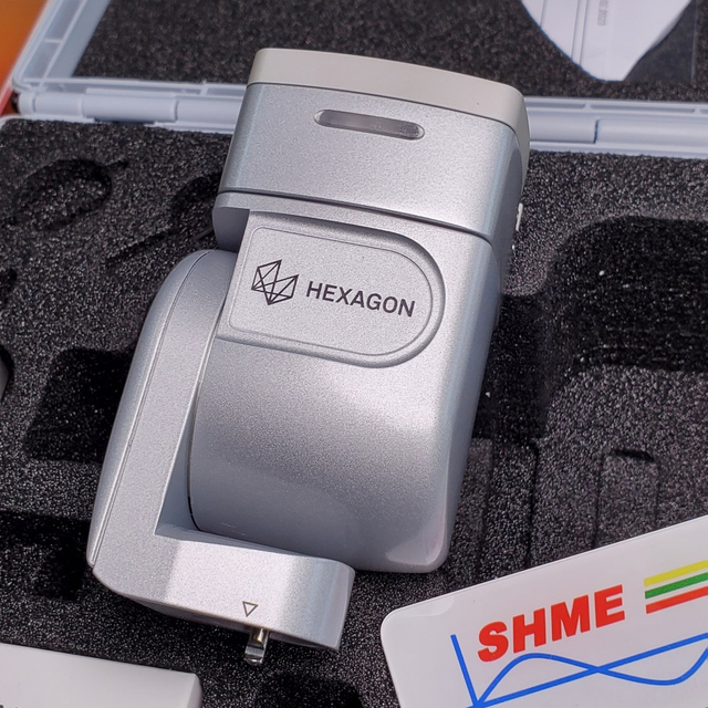 Лазерный трекер прямого сканирования HEXAGON/Leica ATS600