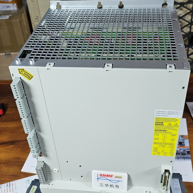 Инвертор Siemens/SINAMICS G120/37кВт трехфазный 380-480В/6SL3210-1PE43-0UL0/6SL3210-1PE44-0UL0