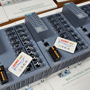 Инвертор Siemens/SINAMICS V20/4 кВт трехфазный 380–480 В/6SL3210-5BE25-5UV1/6SL3210-5BE27-5UV1