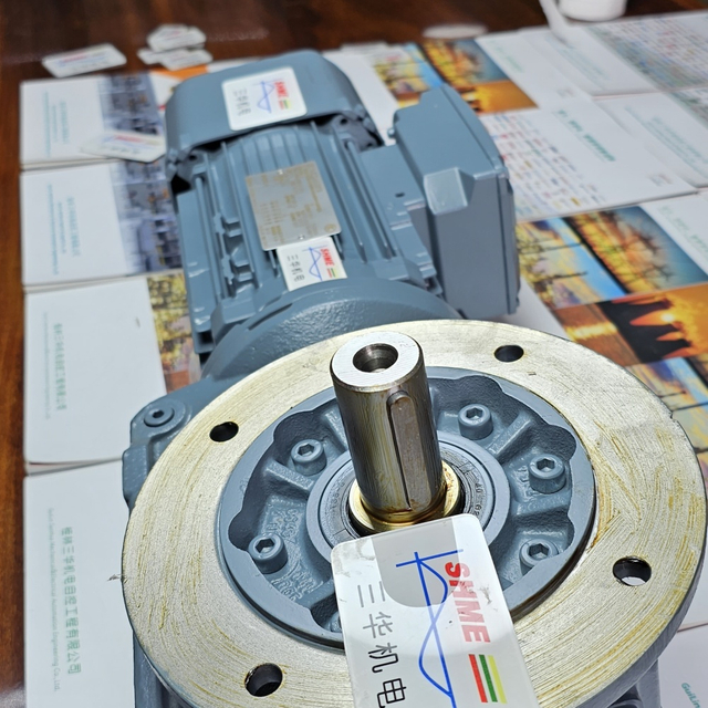 SEW/Планетарный мотор-редуктор/Серия PS/PSF32