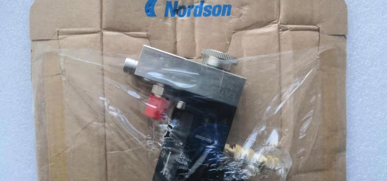 12879140582_464718884