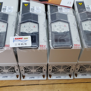 Инвертор ABB ACS880/ACS880-01-001A-3/ACS880-01-001A-5/ACS880-01-002A-3