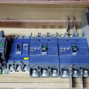 Siemens PLC/S7-1500/Модуль аналогового вывода/6ES7532-5HD00-0AB0/6ES7532-5HF00-0AB0