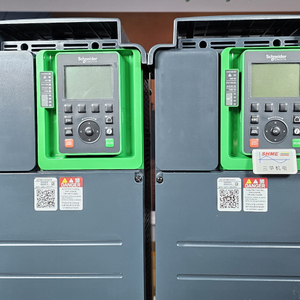 Инвертор Schneider / Комплект охлаждения Altivar Drive / VW3A3631 / VW3A3632