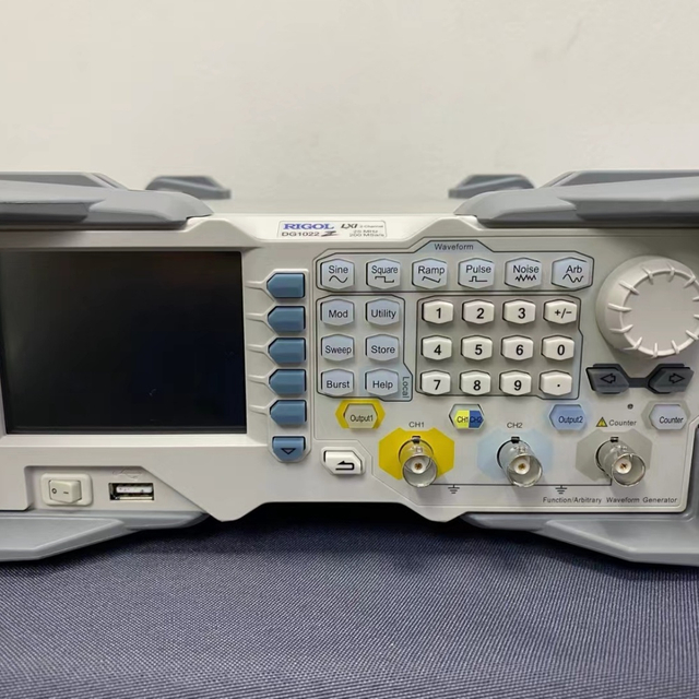 Fluke/Калибратор процессов/FLUKE-754/FLUKE-725